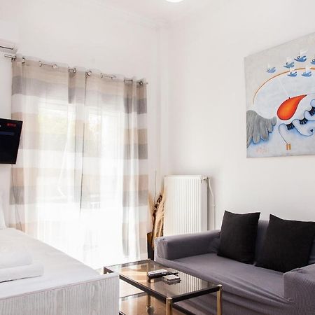 Cozy Apartment Near Stavros Niarchos Park Athens Ngoại thất bức ảnh