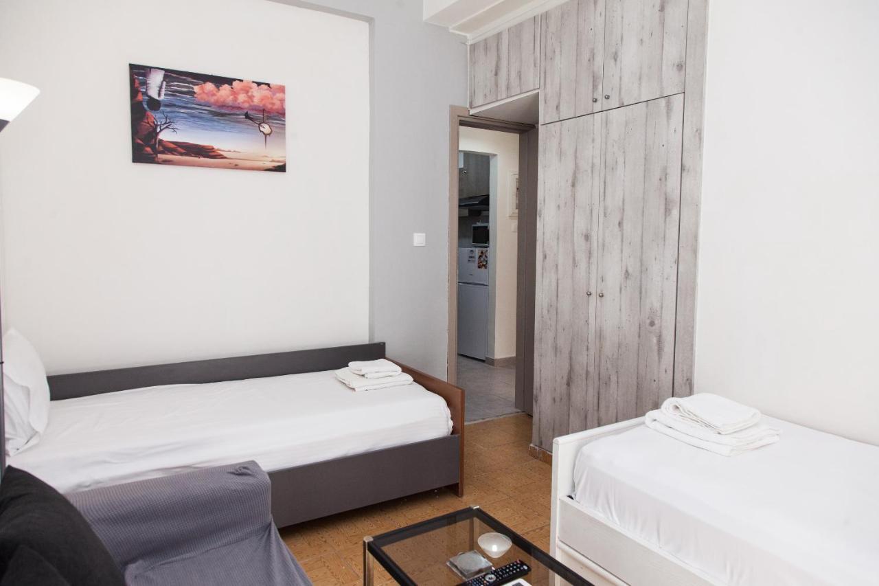 Cozy Apartment Near Stavros Niarchos Park Athens Ngoại thất bức ảnh