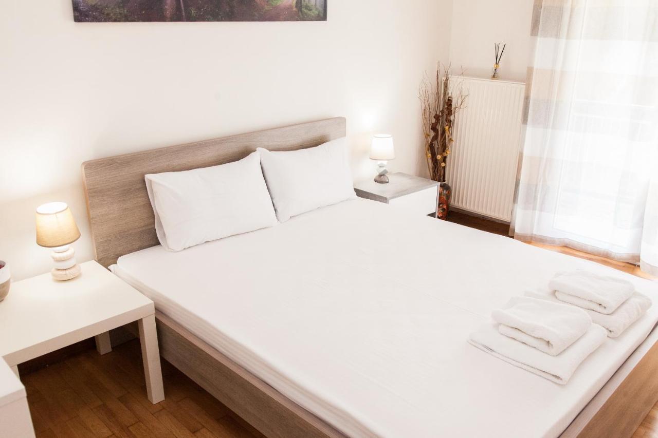 Cozy Apartment Near Stavros Niarchos Park Athens Ngoại thất bức ảnh