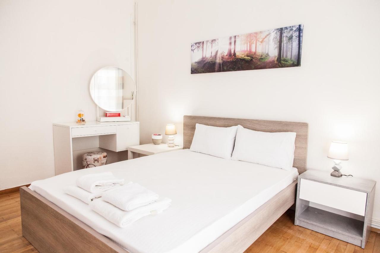 Cozy Apartment Near Stavros Niarchos Park Athens Ngoại thất bức ảnh