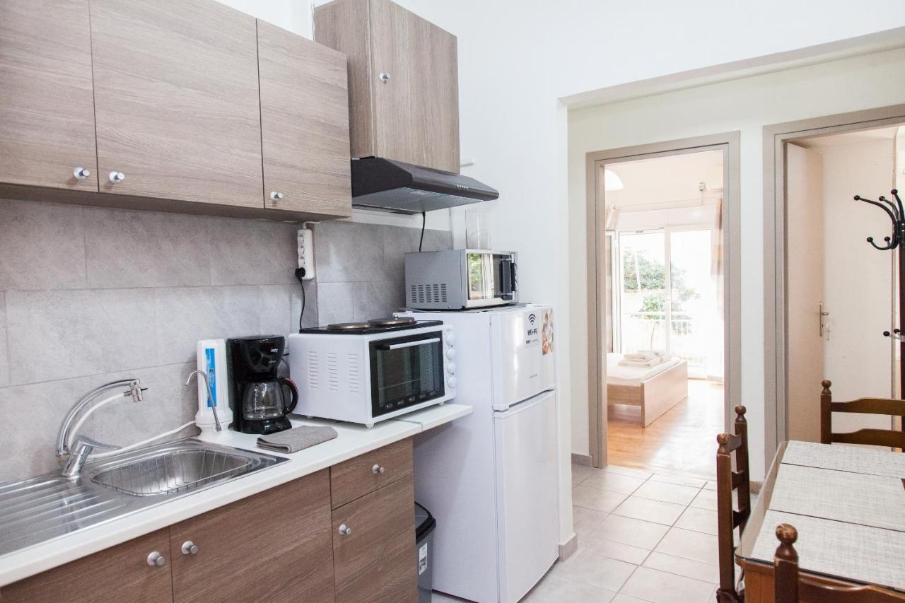 Cozy Apartment Near Stavros Niarchos Park Athens Ngoại thất bức ảnh