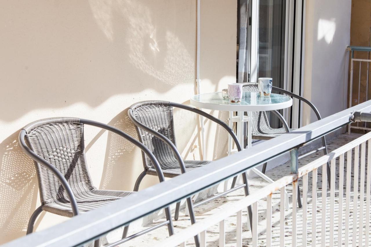 Cozy Apartment Near Stavros Niarchos Park Athens Ngoại thất bức ảnh